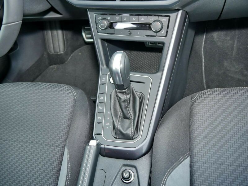 Volkswagen Polo 1.5TSI DSG High R-Line