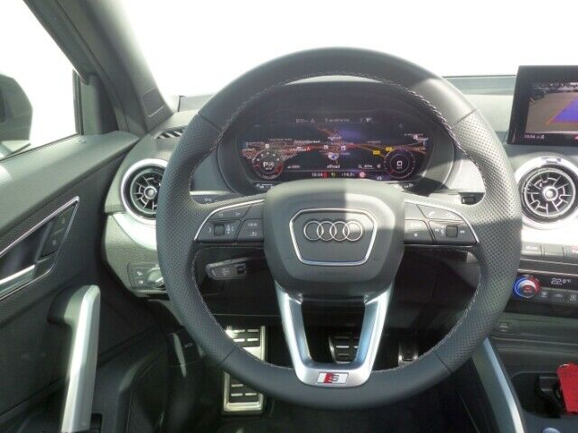 Audi Q2 35 TFSI S-TRONIC S-LINE