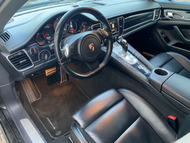 Porsche Panamera 4 S Jantes 22 POUCES Bi-Xénon