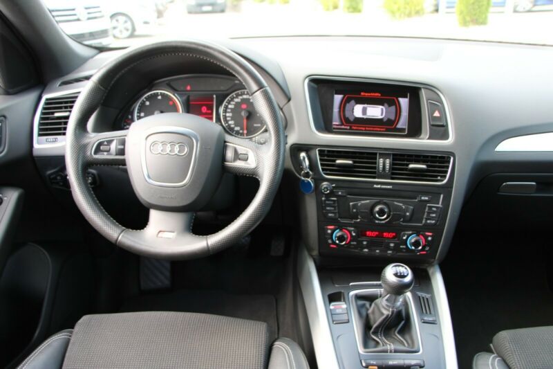 Audi Q5 2.0 TDI quattro S-Line