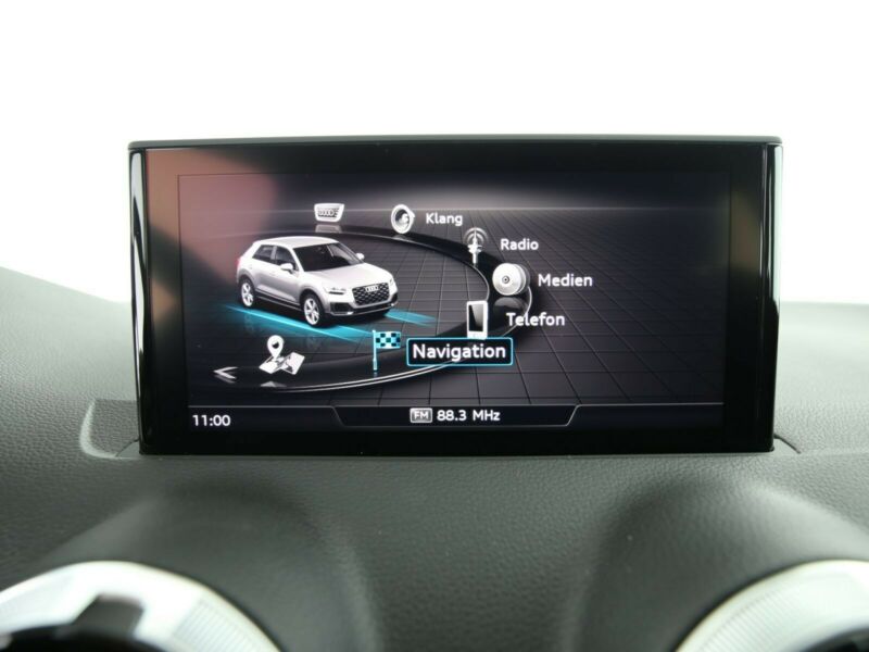 Audi Q2 35 TFSI S tronic * S line