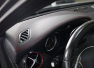 Mercedes A45 AMG échappement sport cuir