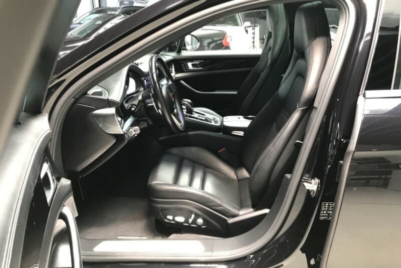 Porsche Panamera 4 Hybride électrique