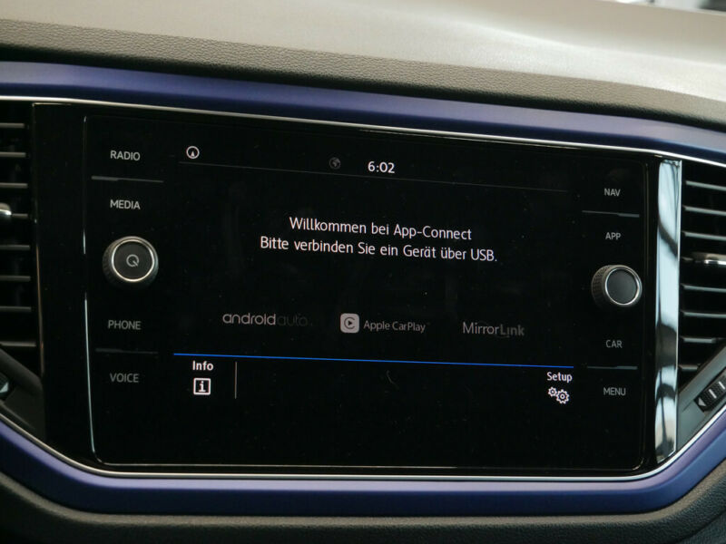 Volkswagen T-Roc R 2.0 TSI 4M DCC