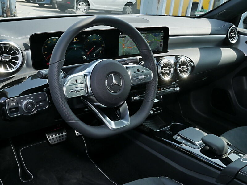 Mercedes-Benz A 220 d  AMG EDITION