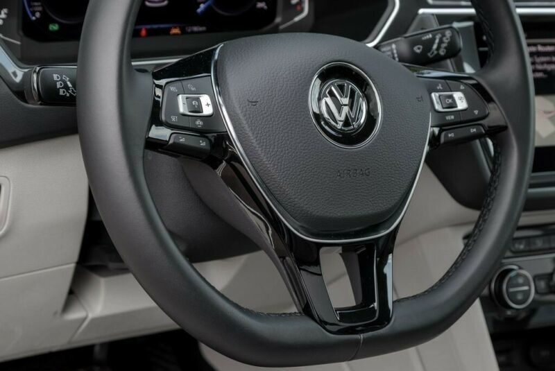 Volkswagen Tiguan 2.0 TDI DSG R-Line Cuir