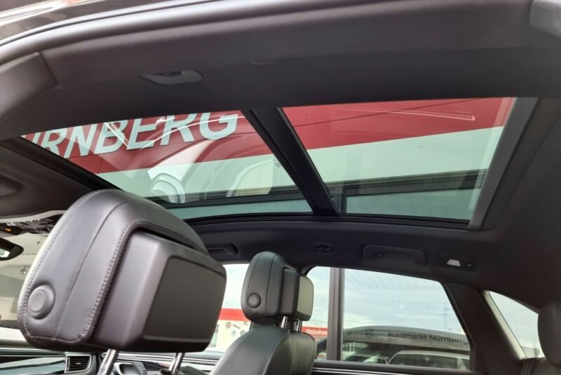 Porsche Macan Sport  BOSE  ALCANTARA PANORAMA