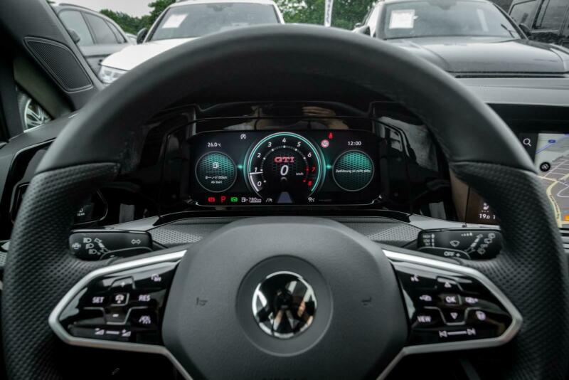 Volkswagen Golf GTI 2.0 TSI OPF DSG DCC