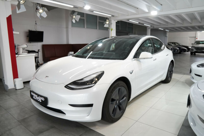 Tesla Model 3 Excellent état Gamme standard