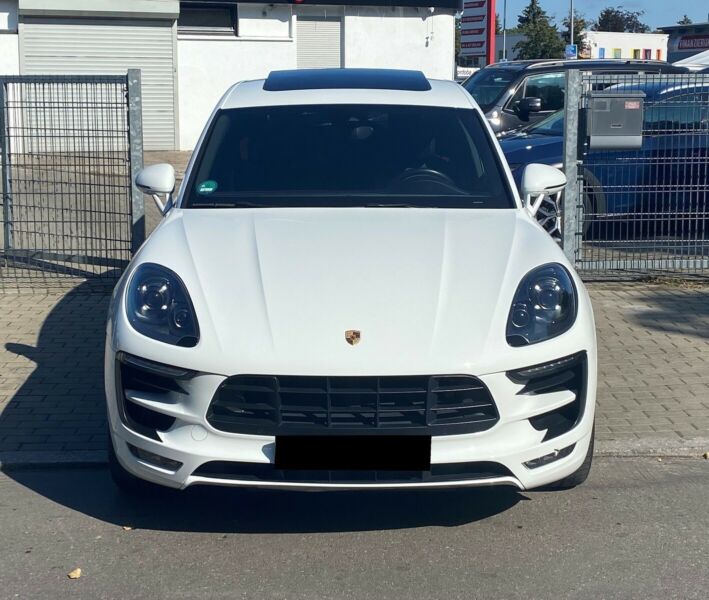 Porsche Macan GTS PDK PANO NAV BOSE