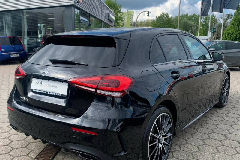 Mercedes Classe A 250 AMG * Navi * Pano *