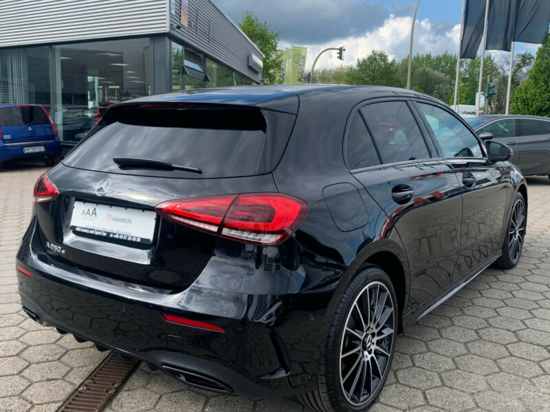 Mercedes Classe A 250 AMG * Navi * Pano *