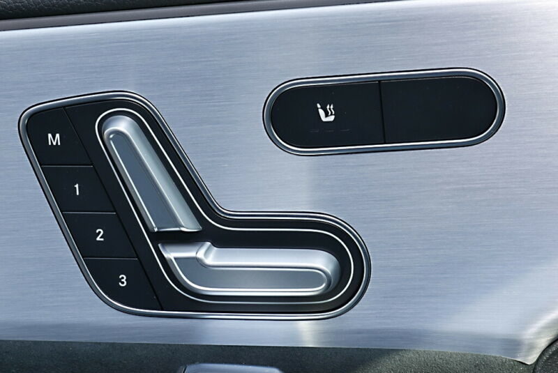 Mercedes-Benz A 220 d  AMG EDITION