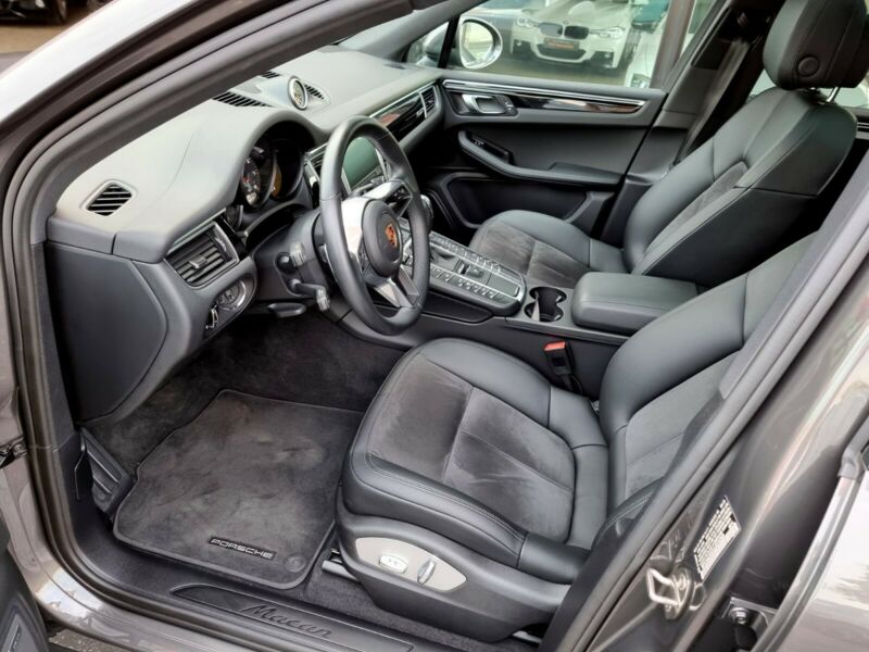 Porsche Macan Sport  BOSE  ALCANTARA PANORAMA