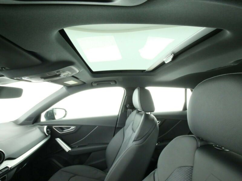 Audi Q2 35 TFSI S tronic * S line