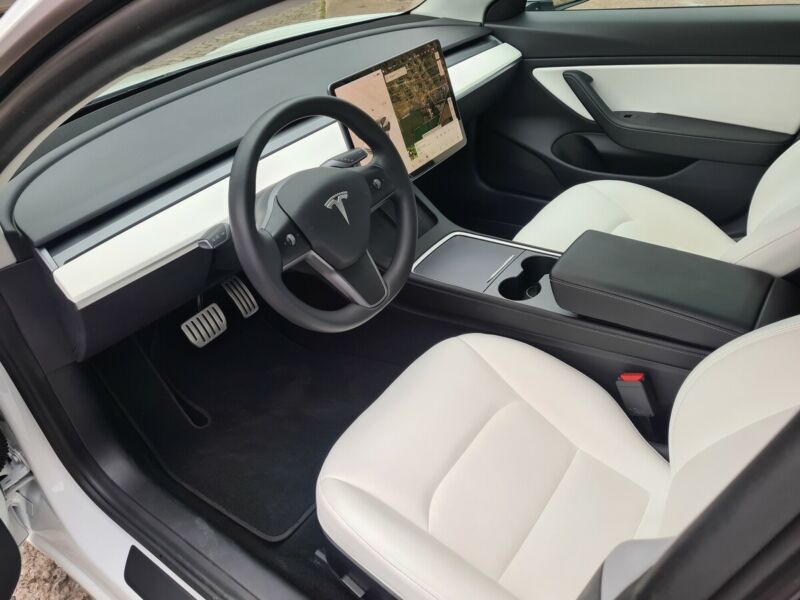 Tesla Model 3 PERFORMANCE Q1 FL