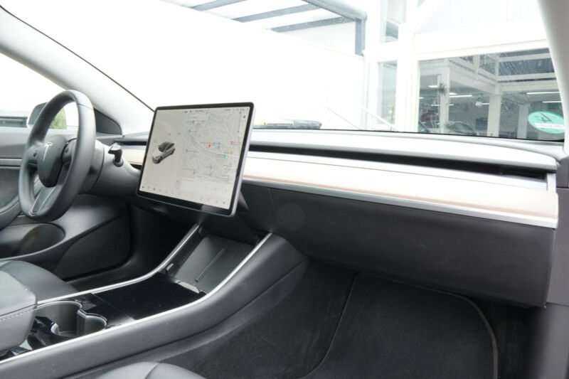 Tesla Model 3 Excellent état Gamme standard