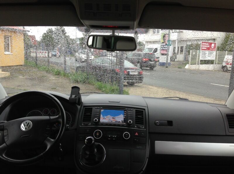 Volkswagen T5 Multivan United AHK 7 places