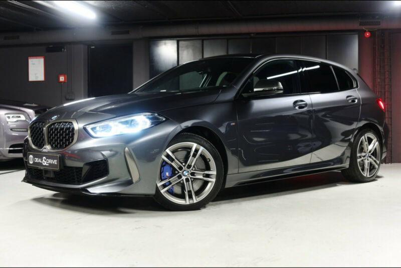 BMW 135 i XDRIVE 5-Tr AUTO  VIRTUEL