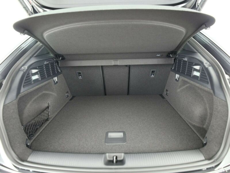 Audi Q2 35 TFSI S tronic * S line