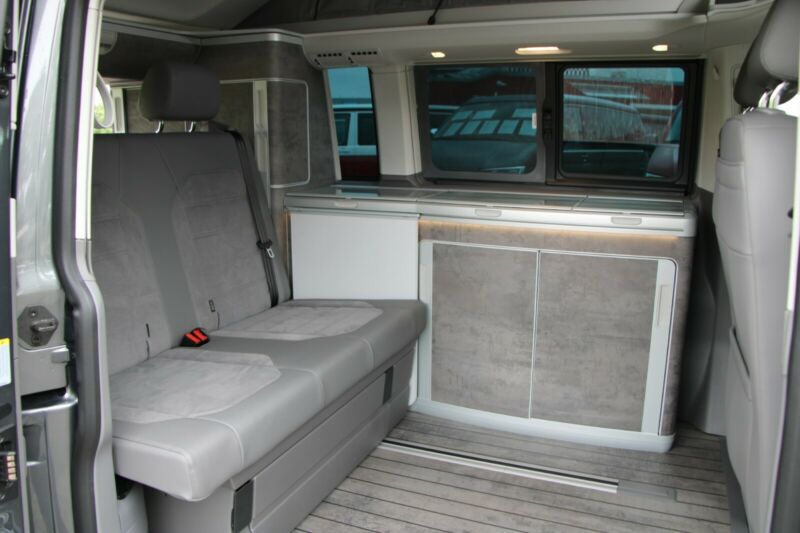 Volkswagen T6.1 California Ocean Edition