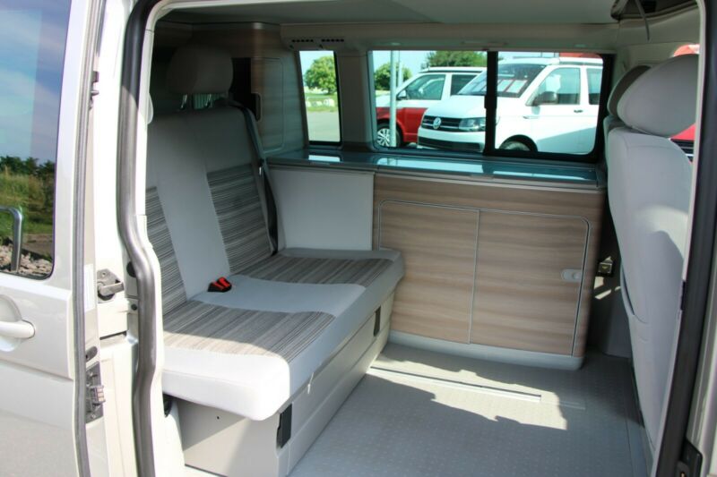 Volkswagen T5 California TDI Comfortline Cuisine