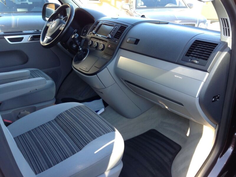 Volkswagen T5 California Comfortline