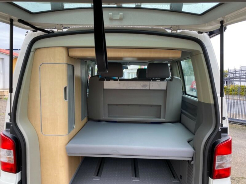 Volkswagen T5 California 4Motion 5 places