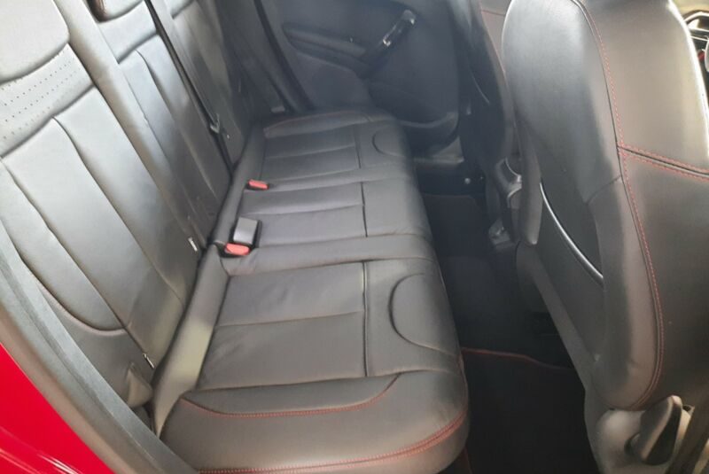 Peugeot 2008 Allure GT-Line EAT6 Navi Pano