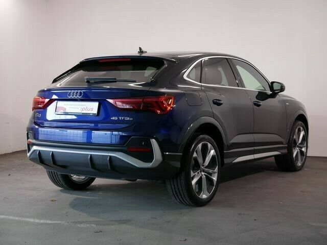 Audi Q3 Sportback 45 TFSI e S line S tron ​​​​