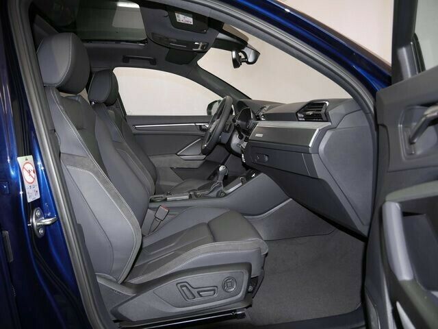Audi Q3 Sportback 45 TFSI e S line S tron ​​​​