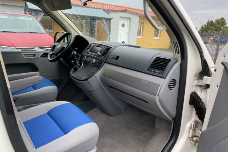 Volkswagen T5 California 4Motion 5 places