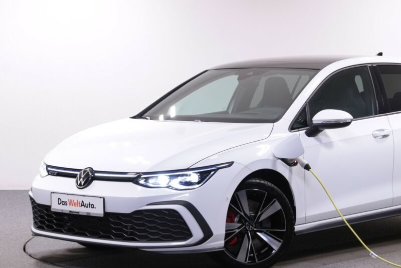 Golf VIII 1.4 GTE DSG Hybride  Navi, ACC,