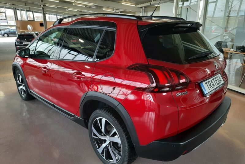 Peugeot 2008 Allure GT-Line EAT6 Navi Pano
