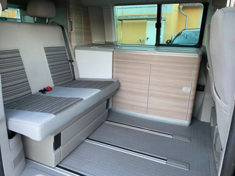 Volkswagen T5 California Comfortline