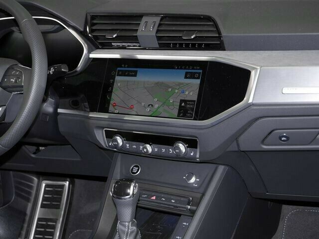 Audi Q3 Sportback 45 TFSI e S line S tron ​​​​
