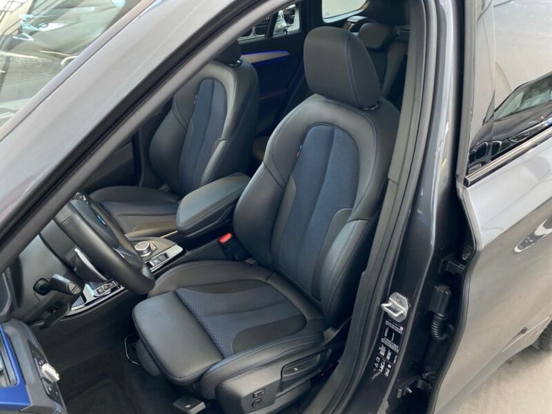 BMW X1 xDrive 20i M Sport Pano