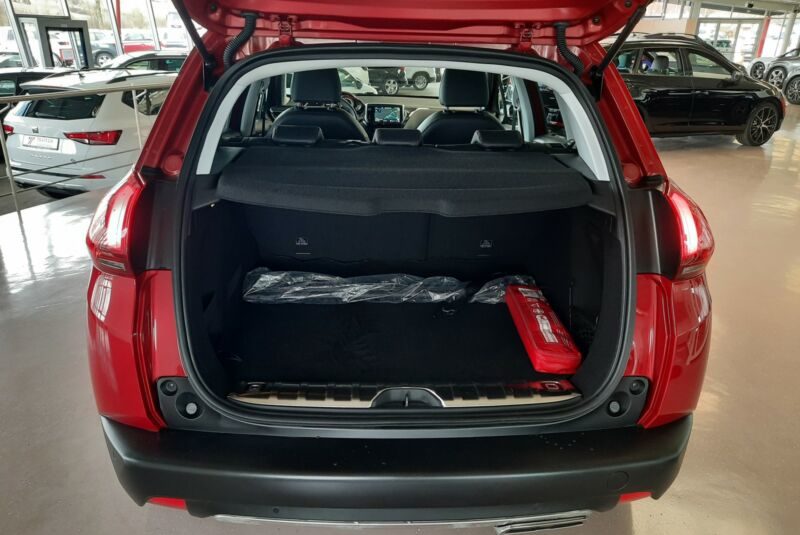 Peugeot 2008 Allure GT-Line EAT6 Navi Pano