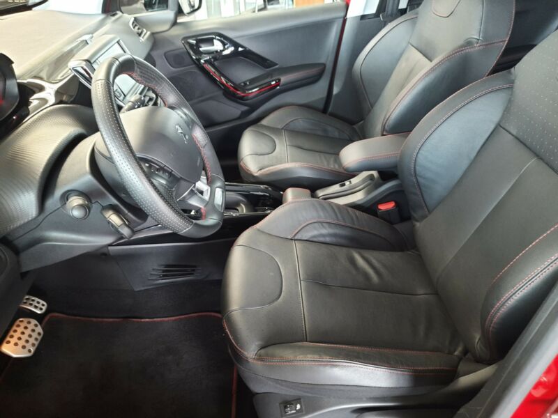 Peugeot 2008 Allure GT-Line EAT6 Navi Pano