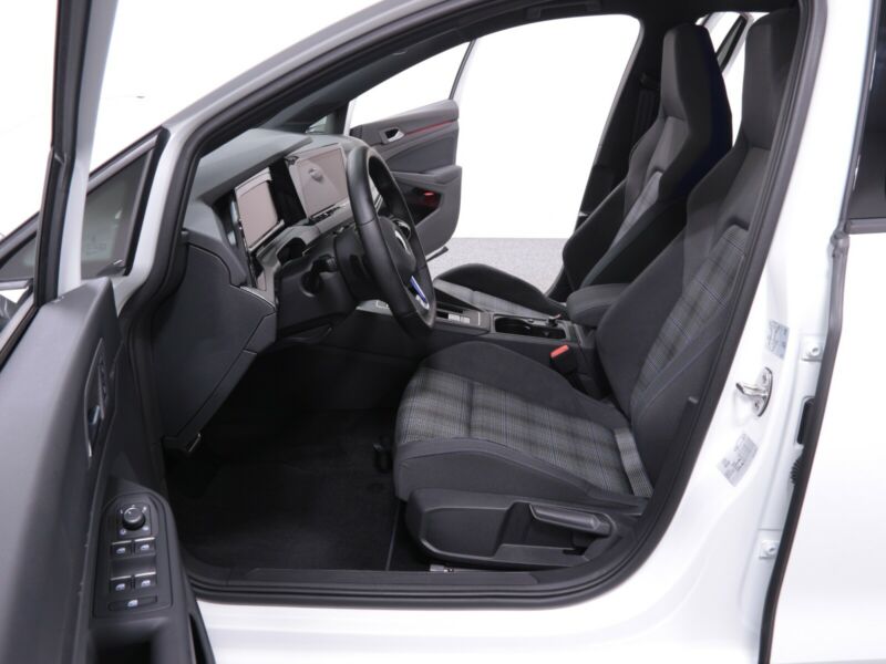 Golf VIII 1.4 GTE DSG Hybride  Navi, ACC,