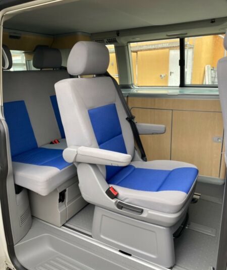 Volkswagen T5 California 4Motion 5 places