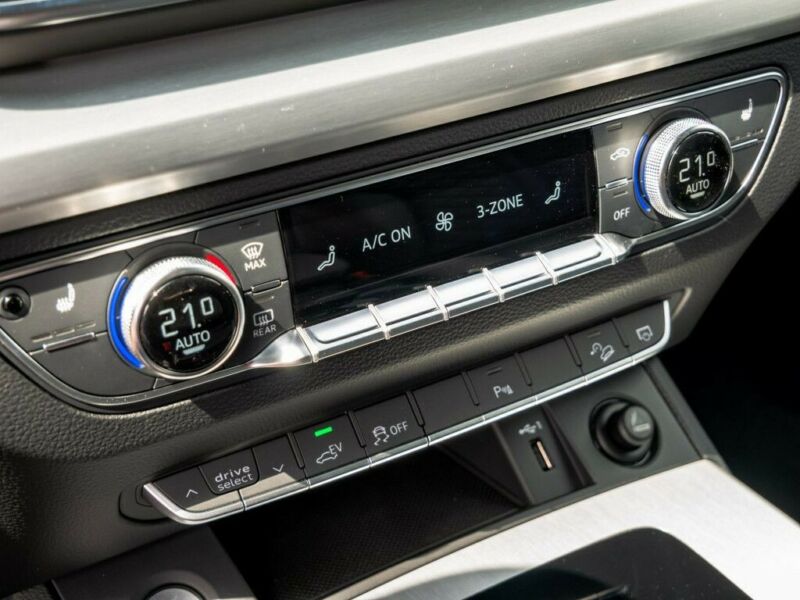 Audi Q5 50 TFSI e S line quattro S tronic