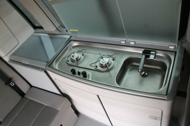 Volkswagen T6 California Coast 2.0 TDI DSG