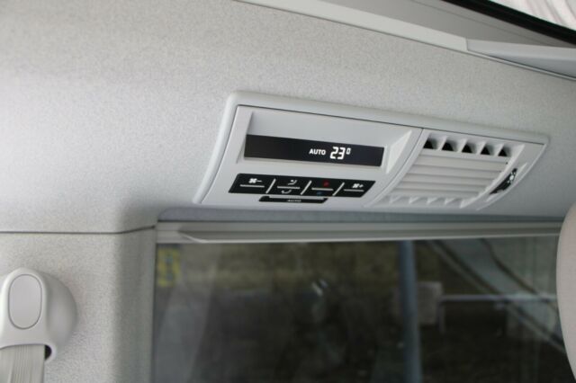 Volkswagen T6 California Coast 2.0 TDI DSG