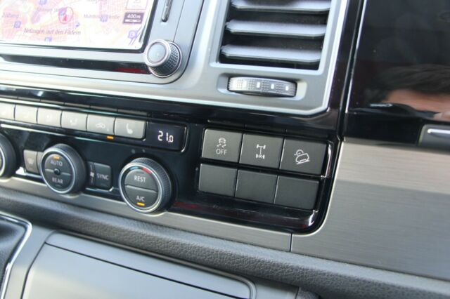 Volkswagen T6 California Beach Red Edition 4Motion