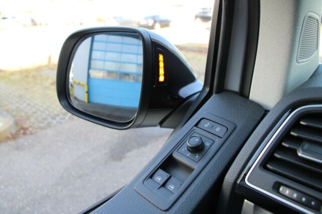 Volkswagen T6 California Beach Red Edition 4Motion