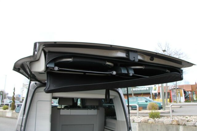 Volkswagen T6 California Coast 2.0 TDI DSG