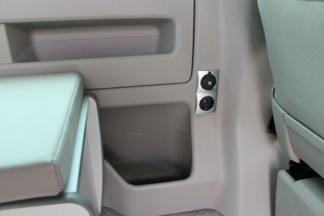 Volkswagen T6 California Beach Edition