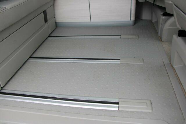 Volkswagen T6 California Coast 2.0 TDI DSG