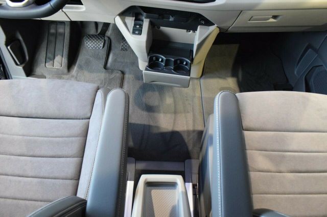 Volkswagen T7 Multivan Energetic 1.4L eHybrid